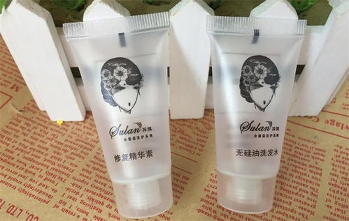 光影艺术与视觉营销 苏岚化妆品的产品摄影与店铺美学